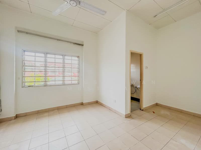 For Sale - Kota Puteri Seksyen 5
