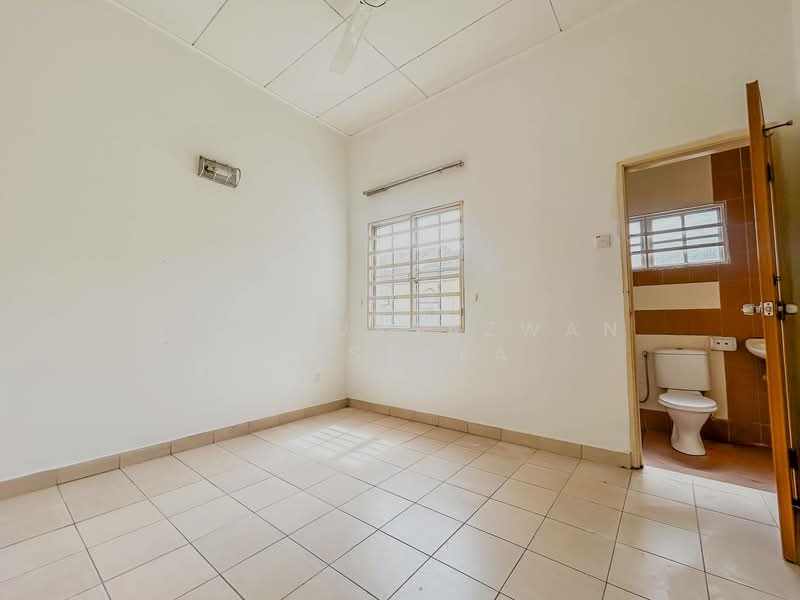 For Sale - Kota Puteri Seksyen 5