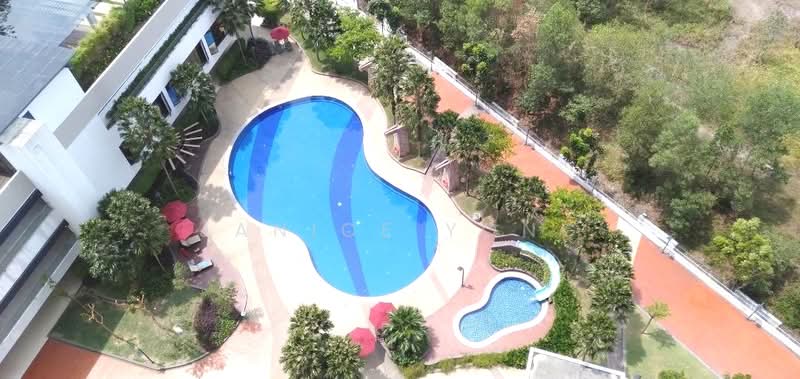 Pangsapuri untuk Disewa di Molek Pine 4 - Janice Yong - Pool - PropertyGuru.com.my