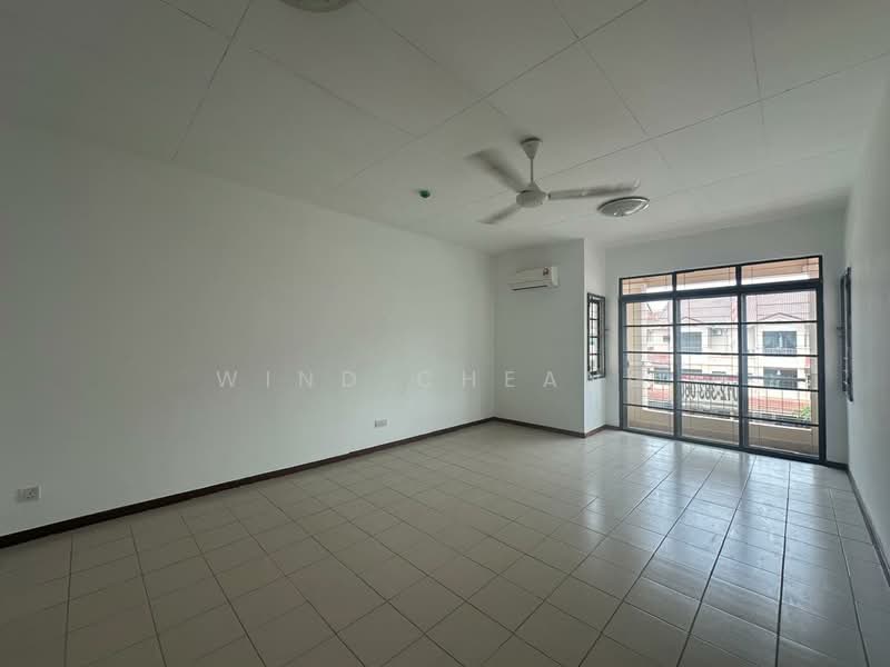 Rumah Bandar untuk Dijual di Sunway Damansara (Kota Damansara) - Wind Cheang - Living Room - PropertyGuru.com.my