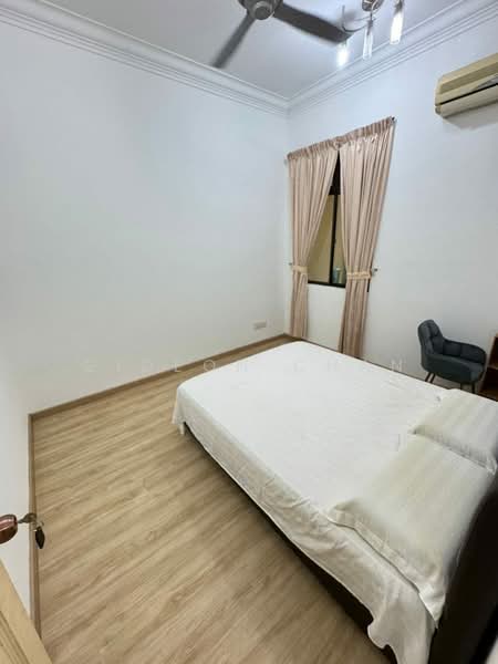 2.5-storey Terraced House for Sale in Taman Sutera Utama (Skudai) - Gideon Chan - Bedroom - PropertyGuru.com.my