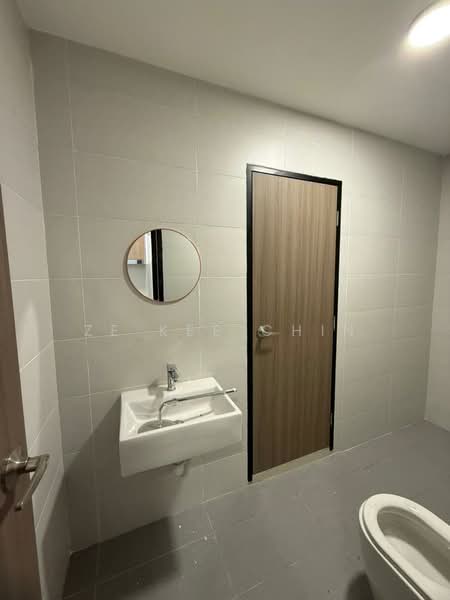 Service Residence for Rent at TRELLIS RESIDENCES - ZE KEE CHIN - Bathroom - PropertyGuru.com.my