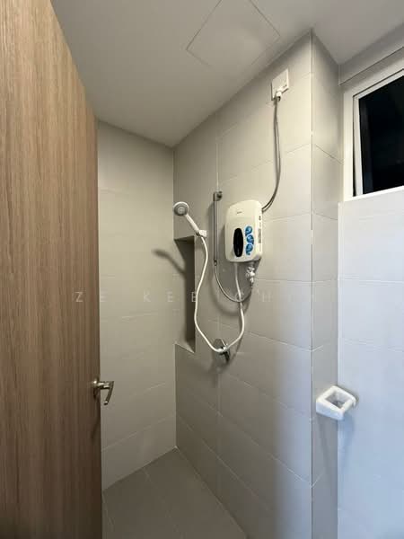 Service Residence for Rent at TRELLIS RESIDENCES - ZE KEE CHIN - Bathroom - PropertyGuru.com.my
