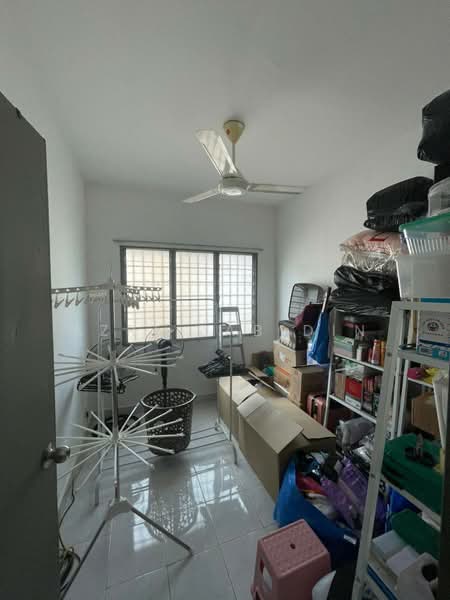 Pangsapuri untuk Dijual di Pangsapuri Sri Tanjung - Azri Zabidin - PropertyGuru.com.my