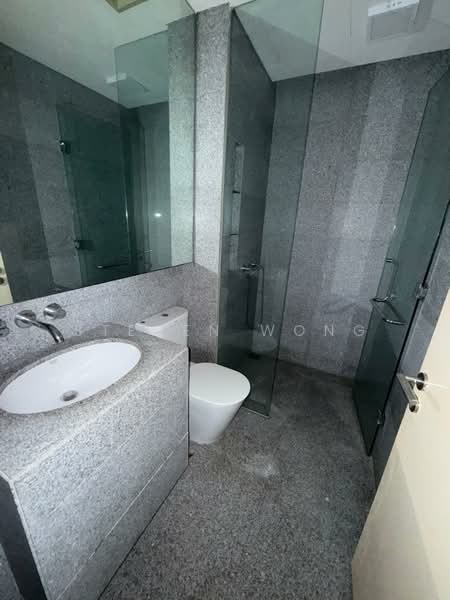 Kondominium untuk Dijual di The Katana Residences - Steven Wong - Bathroom - PropertyGuru.com.my