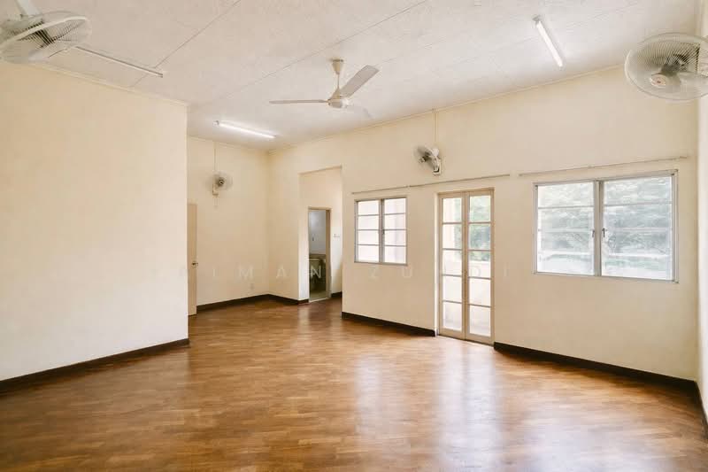 Semi-Detached House for Sale in Seksyen 9 (Kota Damansara) - AIMAN ZUHDI - PropertyGuru.com.my