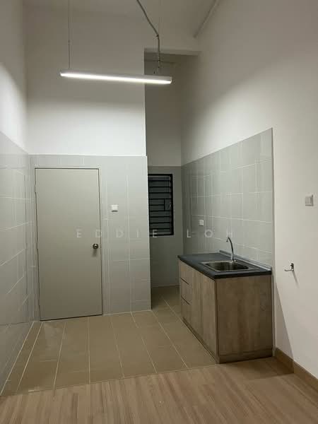 Kondominium untuk Dijual di Residensi Anggerik Wira - Eddie Loh - Kitchen - PropertyGuru.com.my