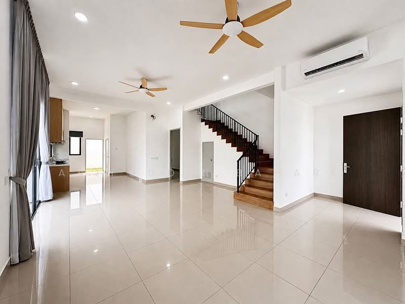 Semi-Detached House for Sale in Cyber 10 (Cyberjaya) - Arifuddin Bahari - Living Room - PropertyGuru.com.my