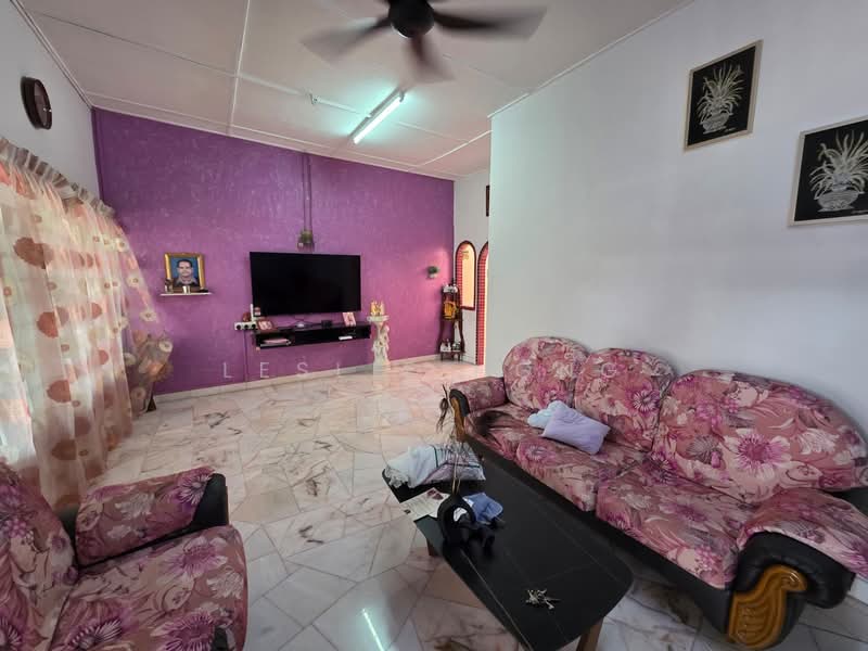 Rumah Teres 1 Tingkat untuk Dijual di Taman Chai Leng (Perai) - Leslie Hong - Living Room - PropertyGuru.com.my