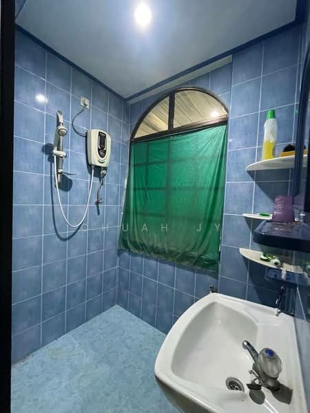 1-storey Terraced House for Sale in Kulim (Kedah) - Chuah Jy - Bathroom - PropertyGuru.com.my