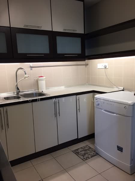 Service Residence for Rent at i-Zen @ Kiara 2 - Goh Wei Kuan - Kitchen - PropertyGuru.com.my
