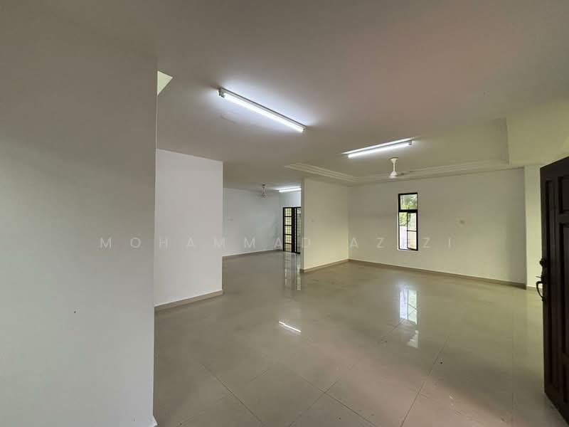 Bungalow for Sale in Alor Akar (Kuantan) - Mohammad Azizi - PropertyGuru.com.my
