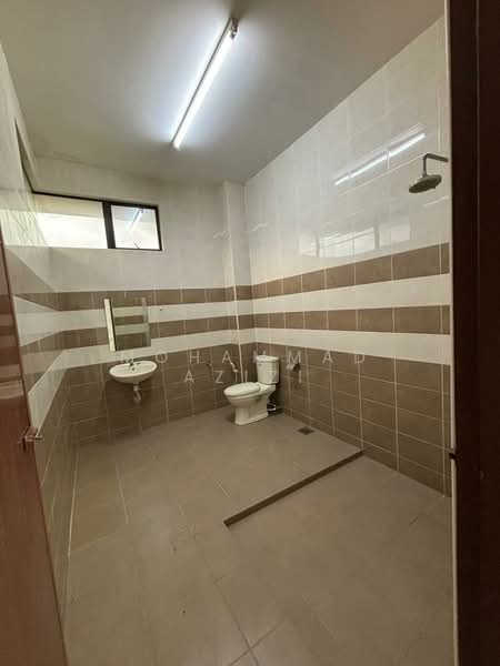 Bungalow for Sale in Alor Akar (Kuantan) - Mohammad Azizi - PropertyGuru.com.my
