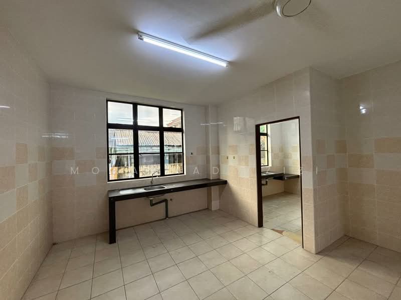 Bungalow for Sale in Alor Akar (Kuantan) - Mohammad Azizi - PropertyGuru.com.my
