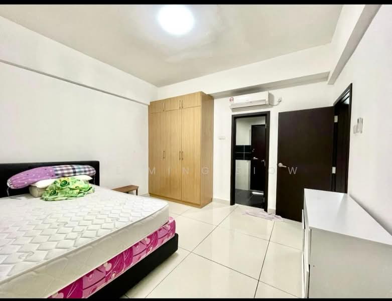 Service Residence for Sale at D'Inspire Residence (Inspira Bestari) - Lee Ming Siow - Bedroom - PropertyGuru.com.my