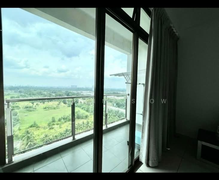 Service Residence for Sale at D'Inspire Residence (Inspira Bestari) - Lee Ming Siow - Balcony - PropertyGuru.com.my