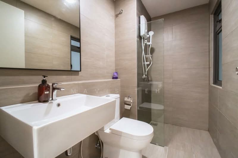 Service Residence for Rent at Maya Bay Residences @ Gamuda Cove - Mavis Teh - Bathroom - PropertyGuru.com.my