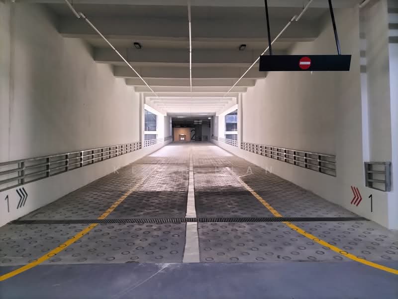 Shop / Office for Rent in Taman Sains Selangor (Kota Damansara) - Keith Lian - Car Park - PropertyGuru.com.my