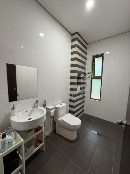 Rumah Berkembar untuk Disewa di East Ledang (Iskandar Puteri (Nusajaya)) - Jin Teok - Bathroom - PropertyGuru.com.my