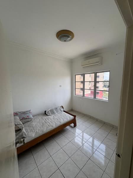Pangsapuri untuk Disewa di Pangsapuri Kelana Impian - Yan . - PropertyGuru.com.my