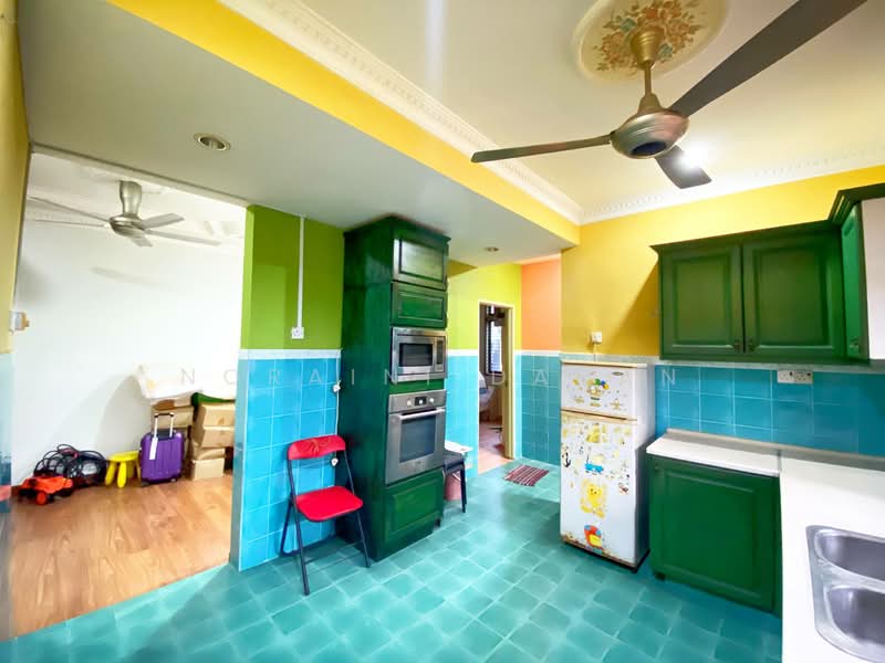 2-storey Terraced House for Sale in Ukay Bistari (Ulu Kelang) - Noraini Dahan - Kitchen - PropertyGuru.com.my