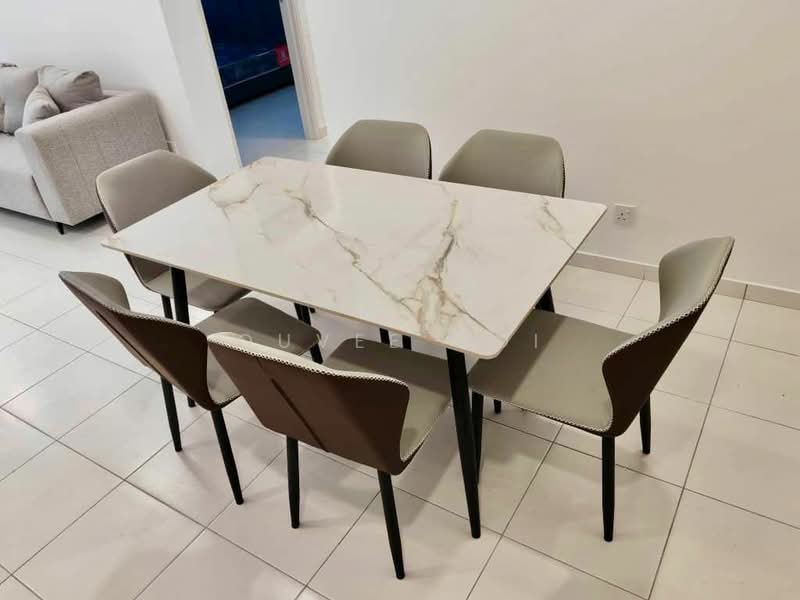 Kondominium untuk Disewa di i-Santorini - Quvee Ooi - Dining Room - PropertyGuru.com.my