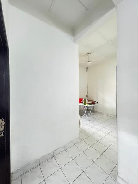 For Rent - Taman Molek