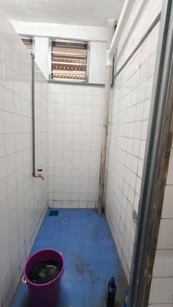 Kilang untuk Disewa di Bandar Seri Alam (Masai) - June Tseng - Bathroom - PropertyGuru.com.my