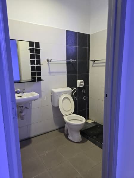 For Rent - Taman Megah Ria