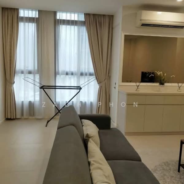 Servis Apartment untuk Dijual di Arcoris SOHO - Zach Phon - Living Room - PropertyGuru.com.my