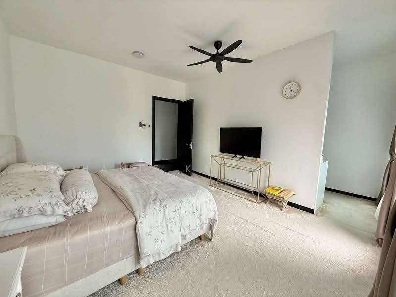 3-storey Terraced House for Sale in Denai Alam (Shah Alam) - Hanif Kasmani - PropertyGuru.com.my