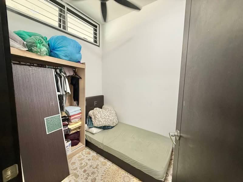 3-storey Terraced House for Sale in Denai Alam (Shah Alam) - Hanif Kasmani - PropertyGuru.com.my