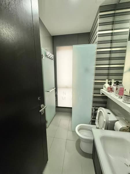3-storey Terraced House for Sale in Denai Alam (Shah Alam) - Hanif Kasmani - PropertyGuru.com.my