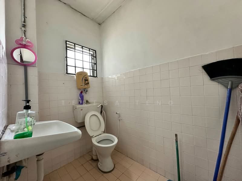 Rumah Teres 2 Tingkat untuk Dijual di Taman Desawan (Klang) - Teresa Teng - Bathroom - PropertyGuru.com.my