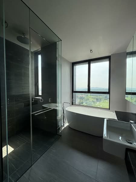 Condominium for Sale at Aetas Damansara - Joey Chea - Bathroom with Golf View - PropertyGuru.com.my