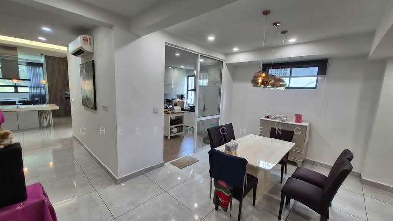 Semi-Detached House for Sale in Putra Heights (Subang Jaya) - Chester Cheng - Dining Room - PropertyGuru.com.my