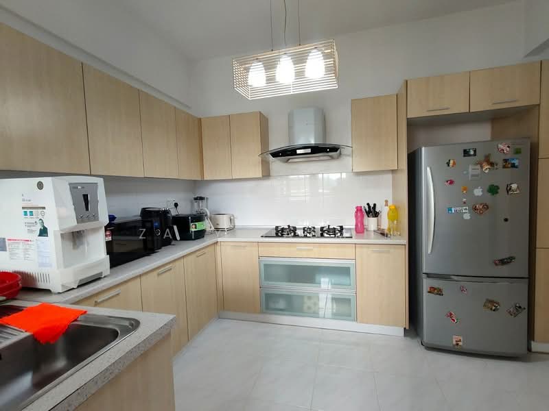 Condominium for Sale at Seri Maya Condominium - Zaty Jasmin - Kitchen - PropertyGuru.com.my