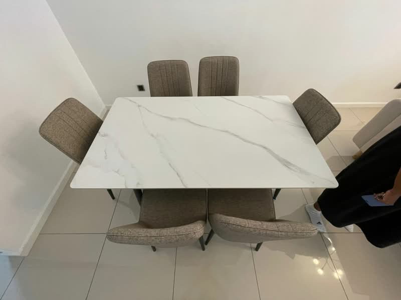 Servis Apartment untuk Disewa di Duta Park Residences - Angelyn Yong - Dining Room - PropertyGuru.com.my