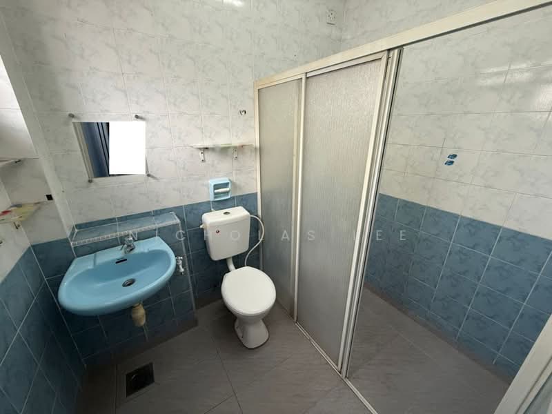 Rumah Teres 2 Tingkat untuk Dijual di Bandar Baru Tambun (Tambun) - Nicholas Lee - Bathroom - PropertyGuru.com.my