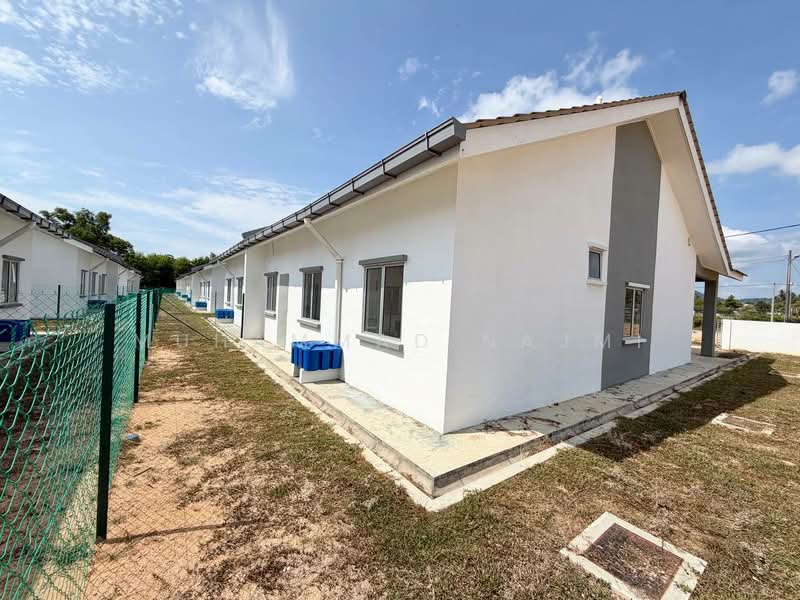 Semi-Detached House for Sale in Kampung Tebing Tembah (Kuala Paka) - Muhammad Najmi - Exterior - PropertyGuru.com.my