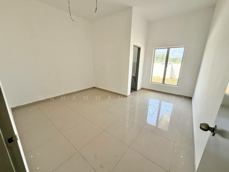 Semi-Detached House for Sale in Kampung Tebing Tembah (Kuala Paka) - Muhammad Najmi - Interior - PropertyGuru.com.my
