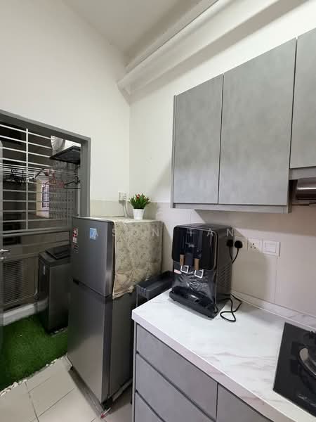 Servis Apartment untuk Disewa di Trio Permai - Jason Tan - Kitchen - PropertyGuru.com.my