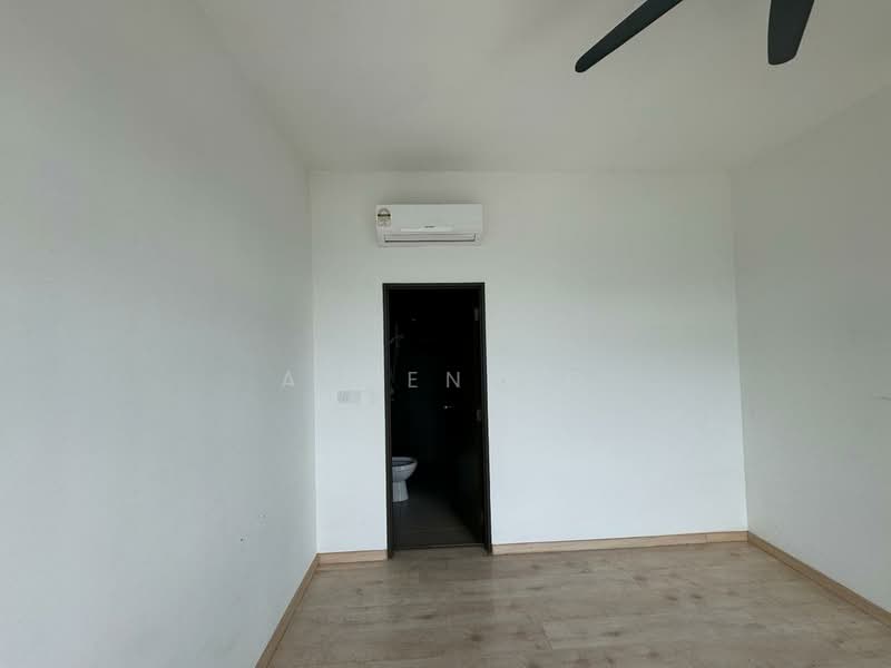 Kondominium untuk Disewa di The Henge - Ayden Go - Bathroom - PropertyGuru.com.my