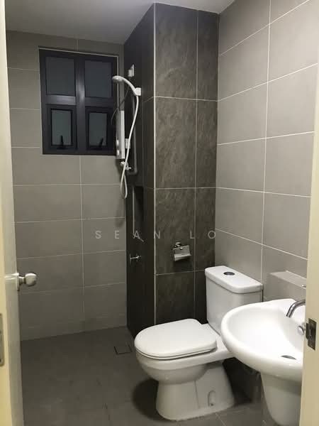 Condominium for Sale at Ascenda Residence @ Skyarena - Sean Lo - Bathroom - PropertyGuru.com.my