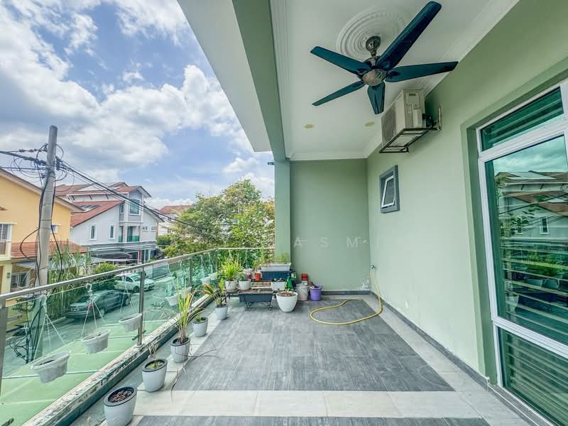 3-storey Terraced House for Sale in Ukay Perdana (Ulu Kelang) - Zaty Jasmin - Balcony - PropertyGuru.com.my