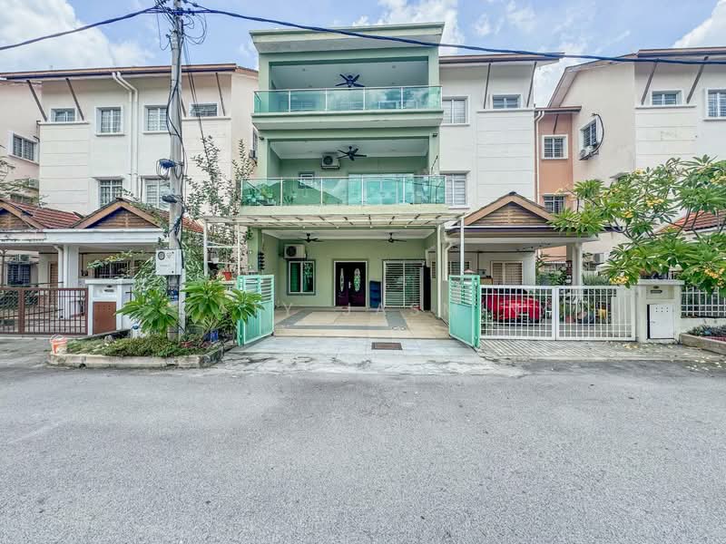 3-storey Terraced House for Sale in Ukay Perdana (Ulu Kelang) - Zaty Jasmin - Exterior - PropertyGuru.com.my