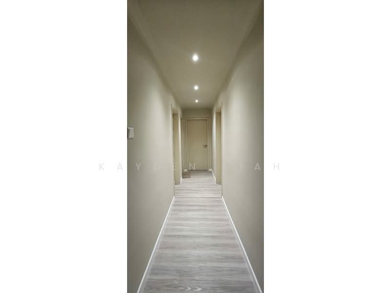 Kondominium untuk Disewa di Lakefront Residence - Kayden Siah - Corridor - PropertyGuru.com.my