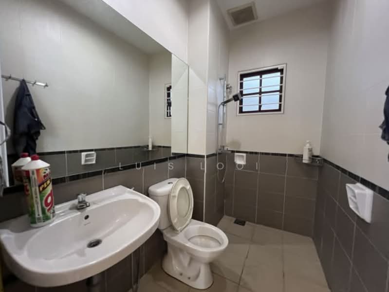 Semi-Detached House for Sale in Bandar Mahkota Cheras (Cheras) - Luis Looi - PropertyGuru.com.my
