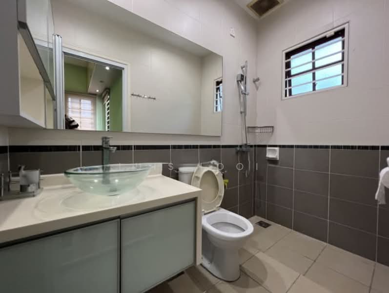 Semi-Detached House for Sale in Bandar Mahkota Cheras (Cheras) - Luis Looi - Bathroom - PropertyGuru.com.my
