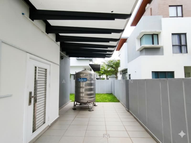 Zero-Lot Bungalow for Sale in Klang (Selangor) - Calvin Tan - Exterior - PropertyGuru.com.my